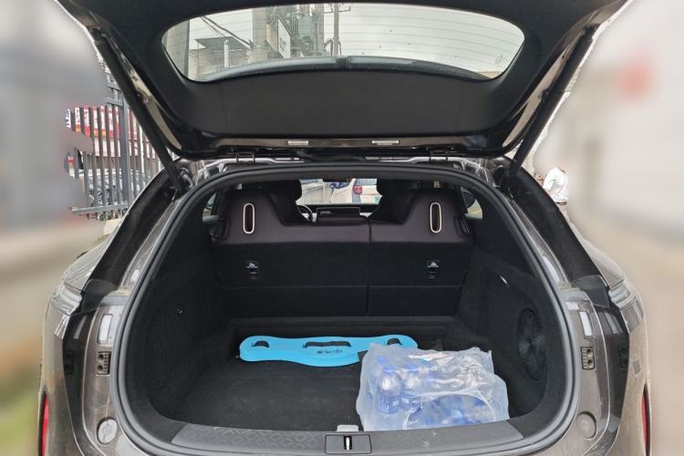 Used Avatr 07 2024 Max Extended-Range Edition Trunk