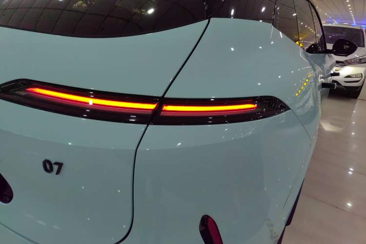 Used Avatr 07 2024 Pro+ All-Electric Version Exterior 6