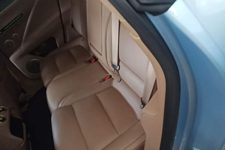 Used Avatr 07 2024 Ultra All-Electric Four-Wheel Drive Left Rear Seat