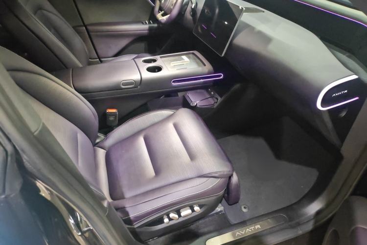 Used Avatr 07 2024 Pro+ All-Electric Version Right Front Seat
