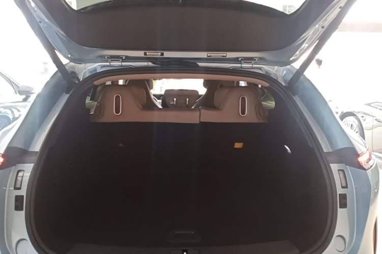 Used Avatr 07 2024 Ultra All-Electric Four-Wheel Drive Trunk