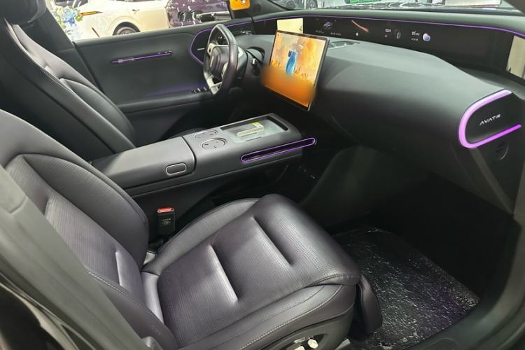 Used Avatr 07 2024 Ultra Range-Extended Four-Wheel Drive Interior 2
