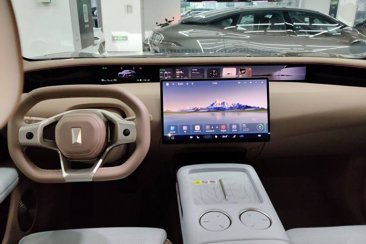 Used Avatr 07 2024 Pro+ All-Electric Version Interior 2