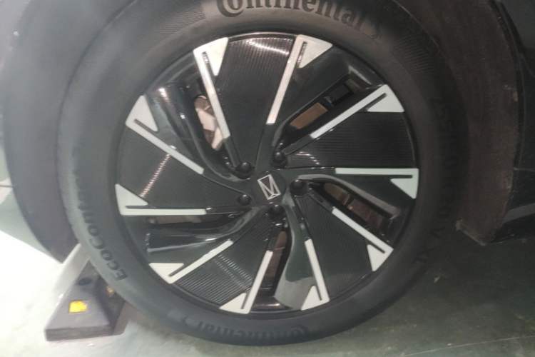 Used Avatr 07 2024 Max Extended-Range Edition Left Front Wheel Hub