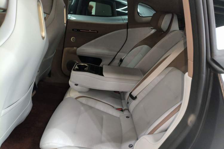 Used Avatr 07 2024 Pro+ Range-Extended Edition Left Rear Seat