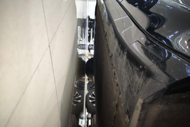 Used Avatr 07 2024 Pro+ All-Electric Version Left Side Sill