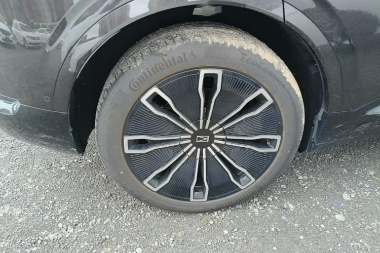Used Avatr 07 2024 Max Extended-Range Edition Right Rear Wheel Hub