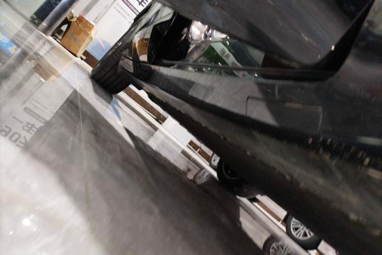Used Avatr 07 2024 Pro+ All-Electric Version Right Side Sill
