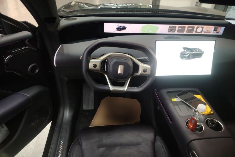 Used Avatr 07 2024 Pro+ All-Electric Version Steering Wheel