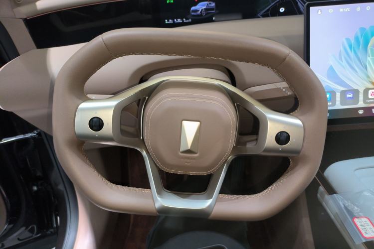 Used Avatr 07 2024 Pro+ Range-Extended Edition Steering Wheel