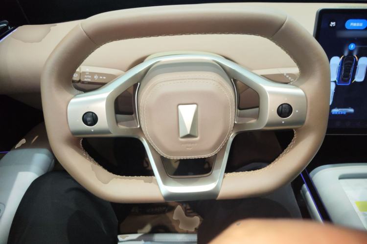 Used Avatr 07 2024 Pro+ All-Electric Version Steering Wheel