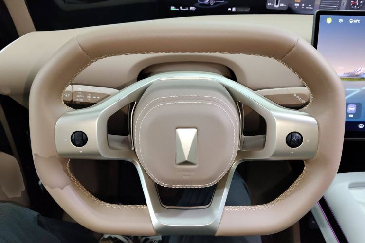 Used Avatr 07 2024 Pro+ All-Electric Version Steering Wheel