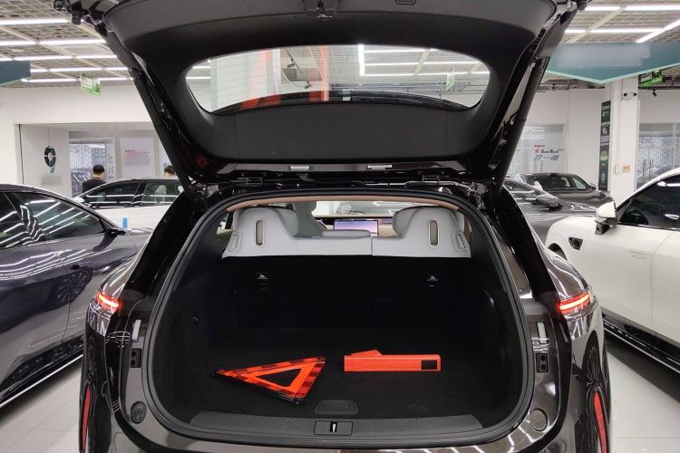 Used Avatr 07 2024 Pro+ All-Electric Version Trunk