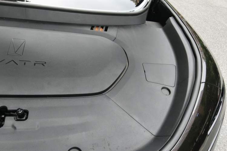 Used Avatr 07 2024 Pro Extended-Range Edition Engine Bay Left