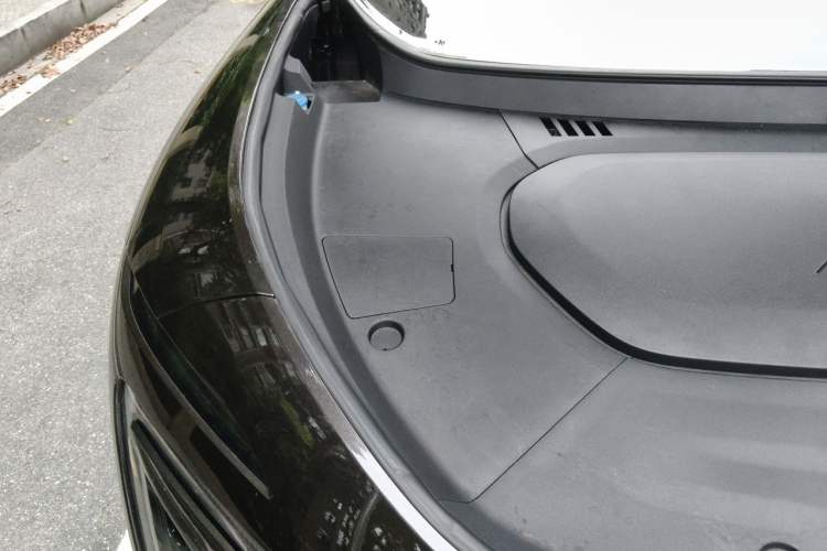Used Avatr 07 2024 Pro Extended-Range Edition Engine Bay Right