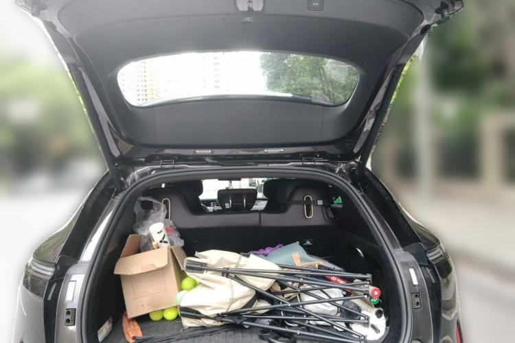 Used Avatr 07 2024 Pro Extended-Range Edition Trunk