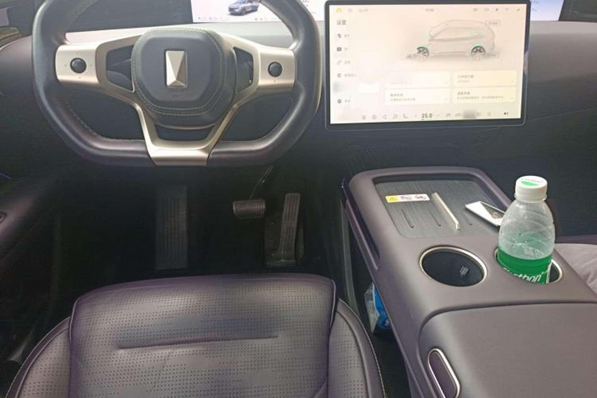 Used Avatr 07 2024 Max Extended-Range Edition Center Console