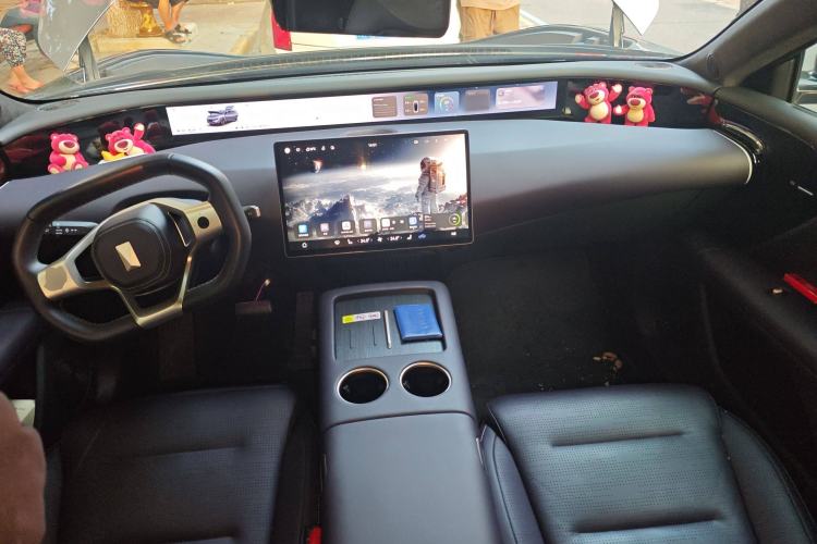 Used Avatr 07 2024 Max Extended-Range Edition Center Console