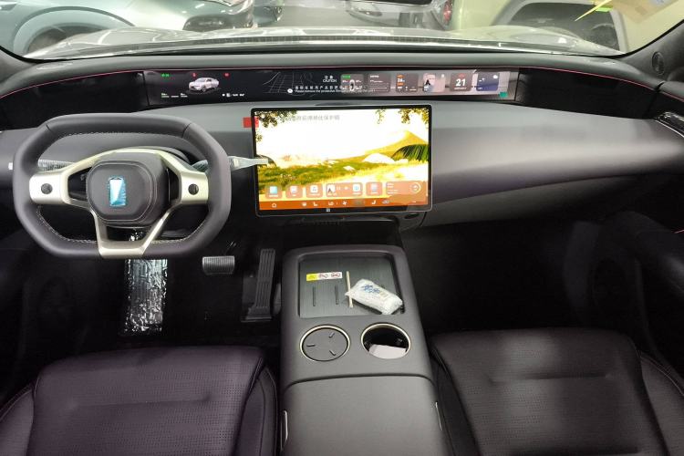 Used Avatr 07 2024 Max Pure Electric Edition Center Console