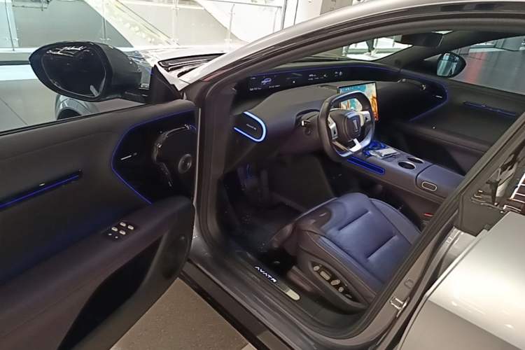 Used Avatr 07 2024 Max Extended-Range Edition Driver Seat
