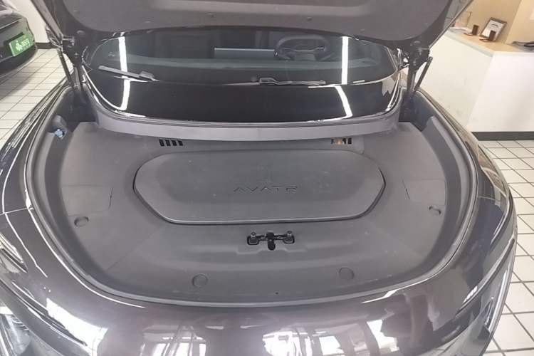 Used Avatr 07 2024 Pro+ Range-Extended Edition Engine Bay