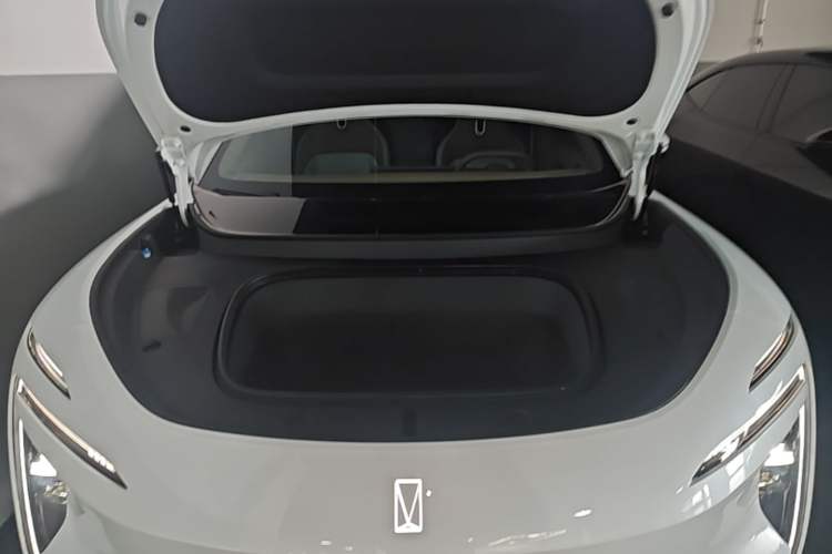 Used Avatr 07 2024 Pro+ All-Electric Version Engine Bay