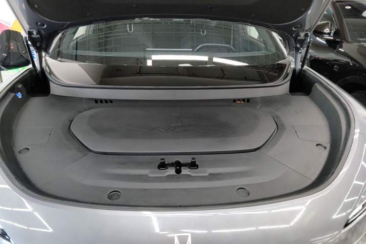 Used Avatr 07 2024 Max Extended-Range Edition Engine Bay