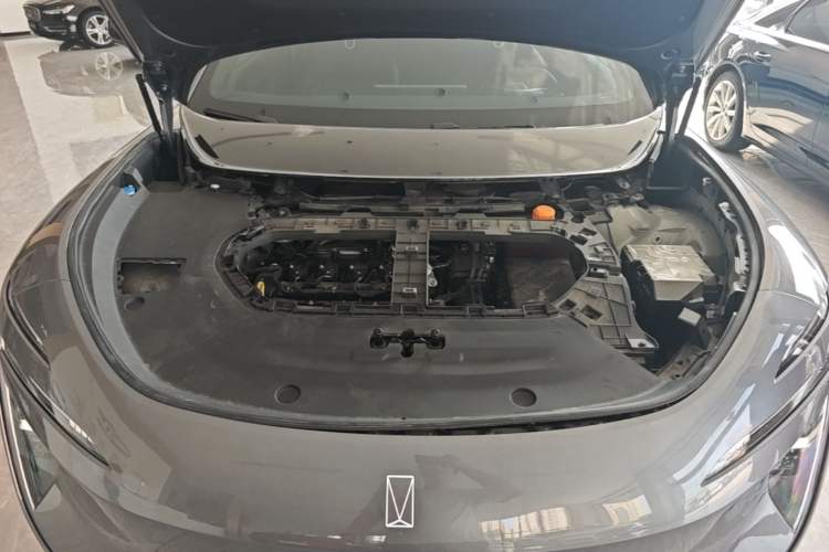 Used Avatr 07 2024 Max Extended-Range Edition Engine Bay