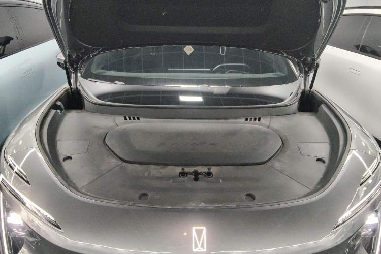 Used Avatr 07 2024 Max Extended-Range Edition Engine Bay