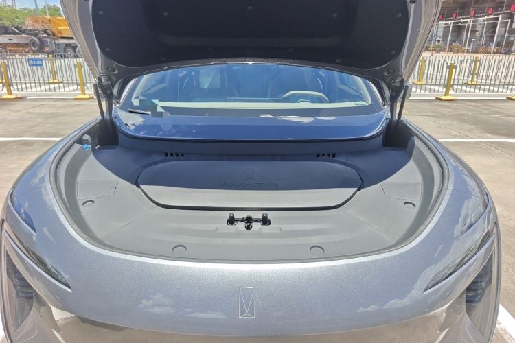 Used Avatr 07 2024 Pro+ Range-Extended Edition Engine Bay