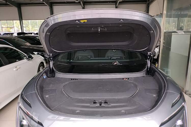 Used Avatr 07 2024 Max Extended-Range Edition Engine Bay