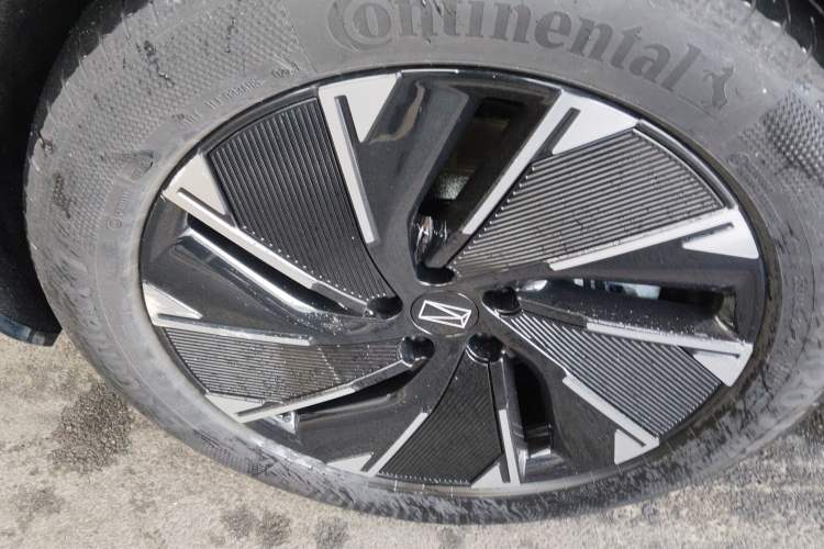 Used Avatr 07 2024 Pro+ All-Electric Version Exterior 1