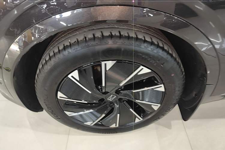 Used Avatr 07 2024 Max Extended-Range Edition Exterior 4