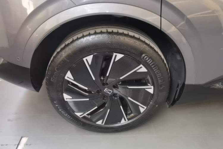 Used Avatr 07 2024 Max Extended-Range Edition Exterior 5