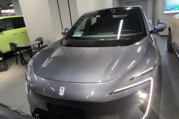 Used Avatr 07 2024 Max Extended-Range Edition Front
