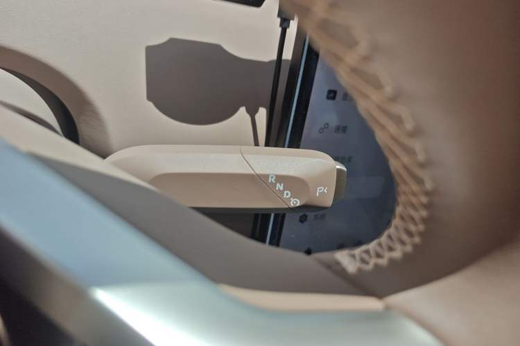 Used Avatr 07 2024 Pro+ Range-Extended Edition Gear Lever