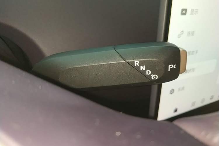 Used Avatr 07 2024 Max Extended-Range Edition Gear Lever