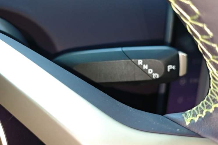Used Avatr 07 2024 Max Extended-Range Edition Gear Lever