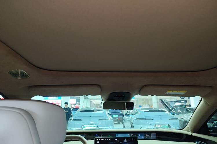 Used Avatr 07 2024 Max Pure Electric Edition Headliner