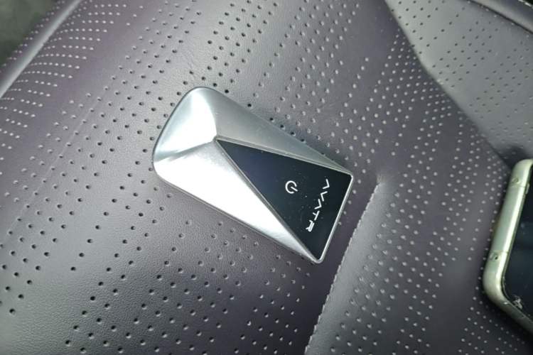 Used Avatr 07 2024 Max Extended-Range Edition Interior 1