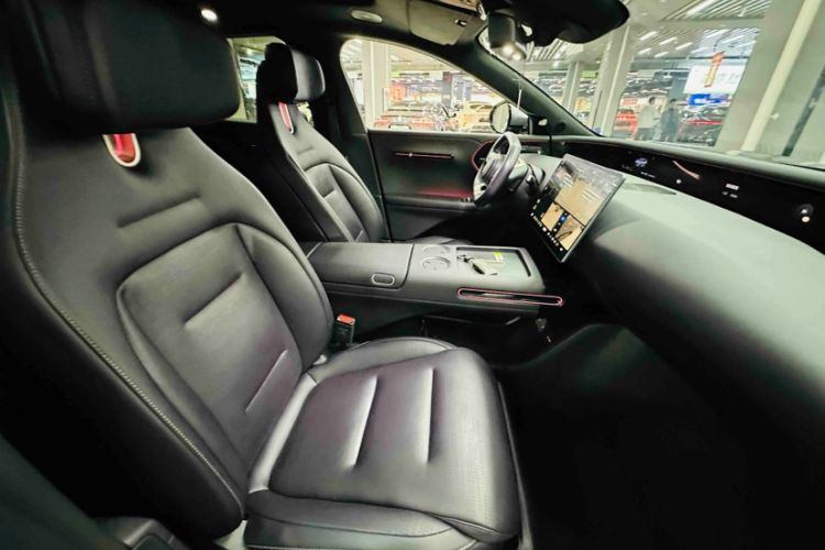 Used Avatr 07 2024 Max Extended-Range Edition Interior 2