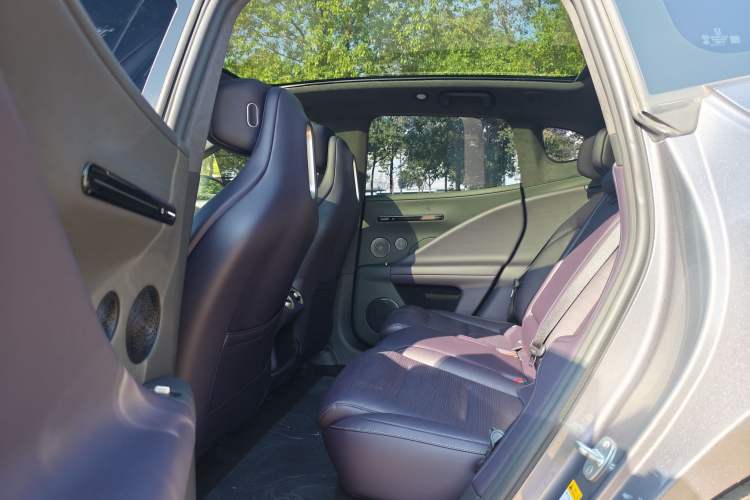 Used Avatr 07 2024 Max Extended-Range Edition Interior 2