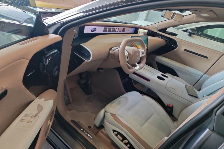 Used Avatr 07 2024 Ultra Range-Extended Four-Wheel Drive Interior 3