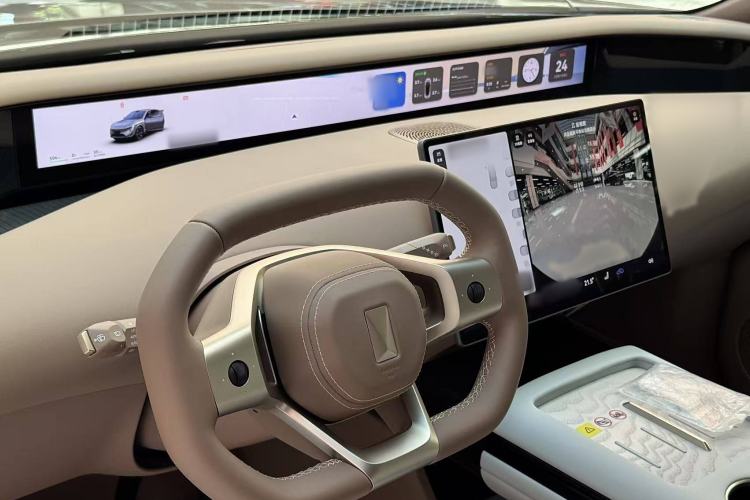 Used Avatr 07 2024 Max Pure Electric Edition Interior 4