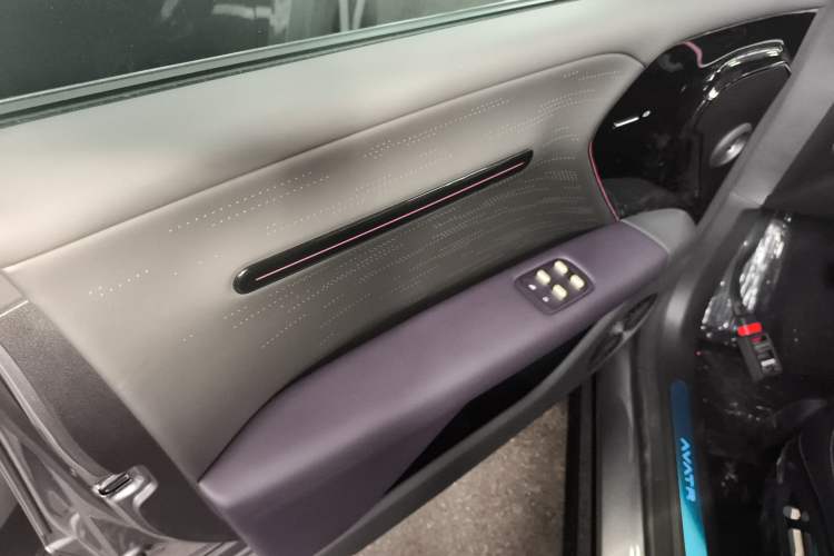Used Avatr 07 2024 Max Pure Electric Edition Left Front Door Interior