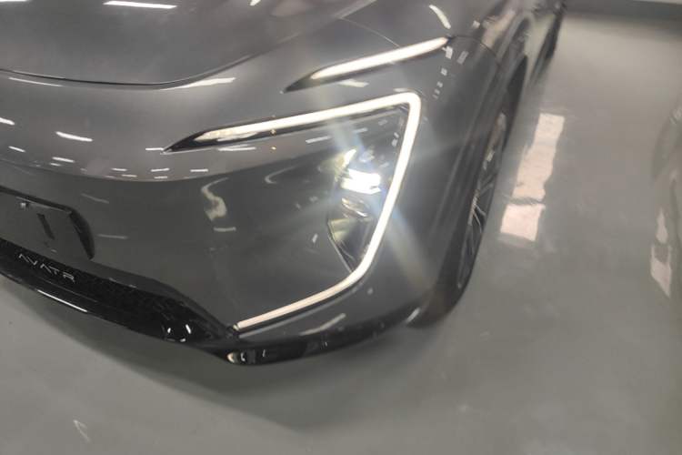 Used Avatr 07 2024 Max Extended-Range Edition Left Front Headlight