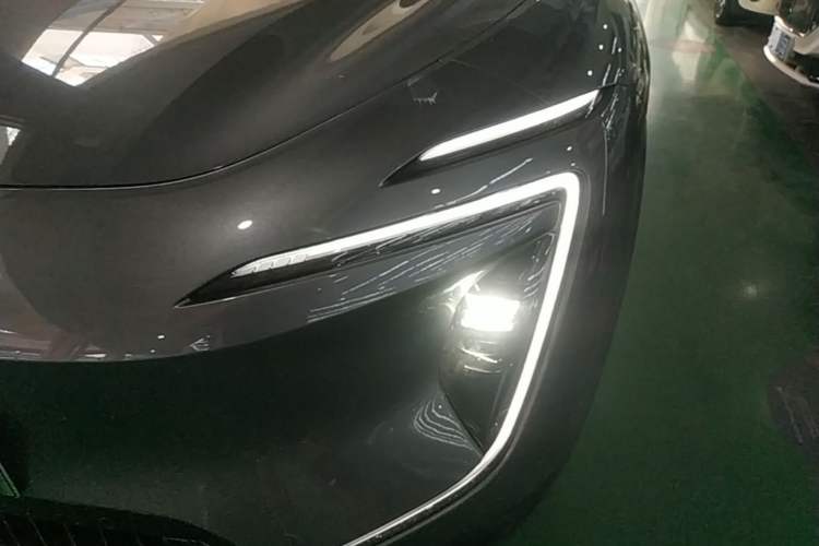 Used Avatr 07 2024 Max Pure Electric Edition Left Front Headlight