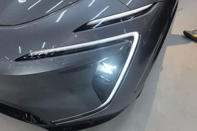 Used Avatr 07 2024 Max Extended-Range Edition Left Front Headlight