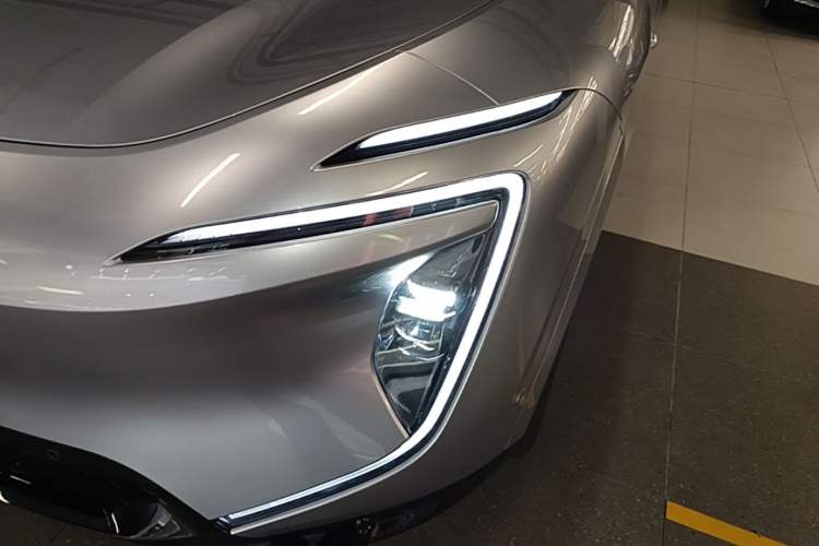 Used Avatr 07 2024 Max Extended-Range Edition Left Front Headlight