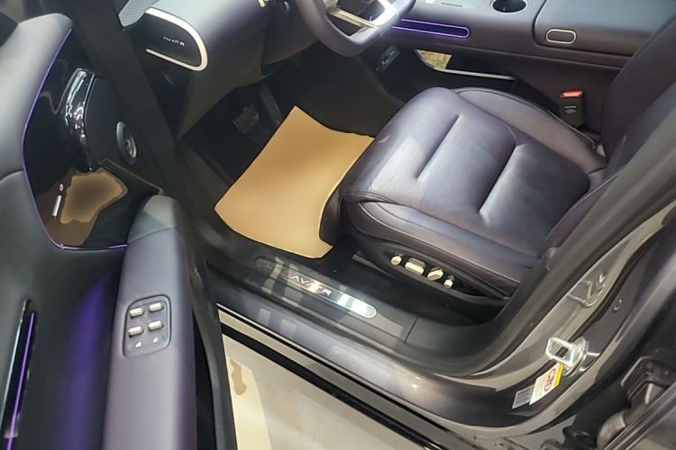 Used Avatr 07 2024 Max Extended-Range Edition Left Front Seat